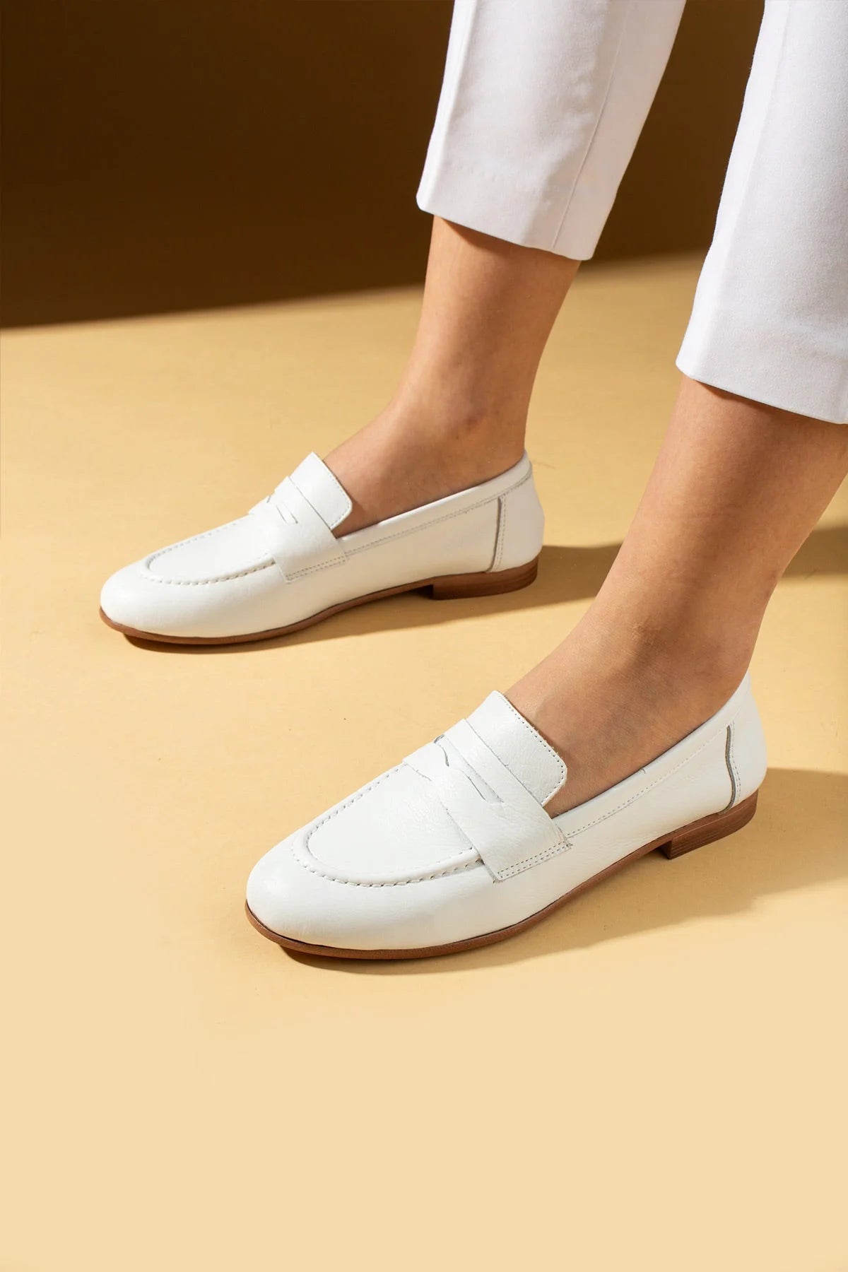 Pembe Potin Hakiki Deri Rahat Kalıp Kadın Babet 017-078-25 - Beyaz / 36 - 483054354744