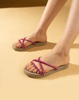 Pembe Potin Parlak Taşlı İnce Bantlı Hasır Taban Comfort Kadın Terlik 020-755-24 - Fuşya / 36 - 483054780728