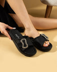 Pembe Potin Parlak Taşlı Toka Detaylı Comfort Taban Kadın Terlik 59-73-25 - Siyah / 36 - 483054780728
