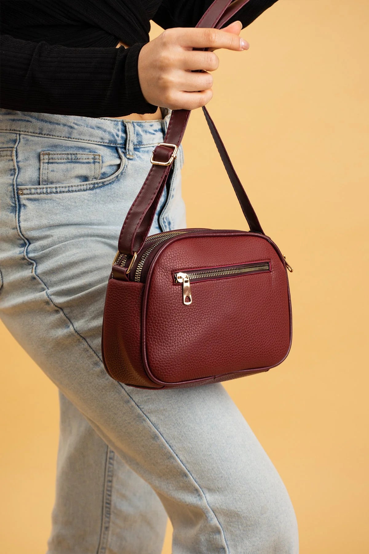Pembe Potin Ayarlanabilir Askılı Çok Bölmeli Kroko Desen Kadın Omuz Çantası BAG5024-24 - Bordo / Standart - 483054387512