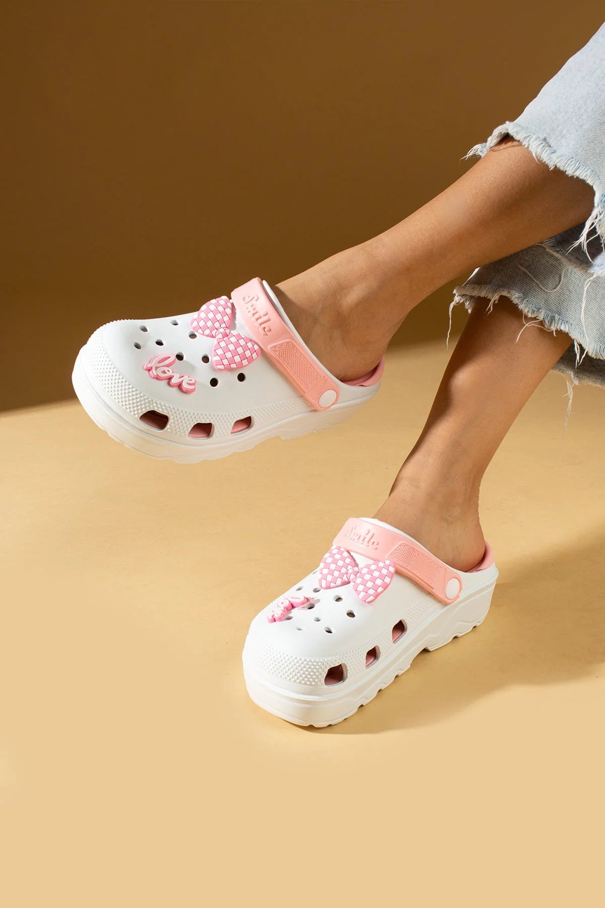 Pembe Potin Papyonlu Comfort Taban Eva Kadın Sandalet 001-0333-23BeyazPudra - Beyaz / 36 - 483054682424