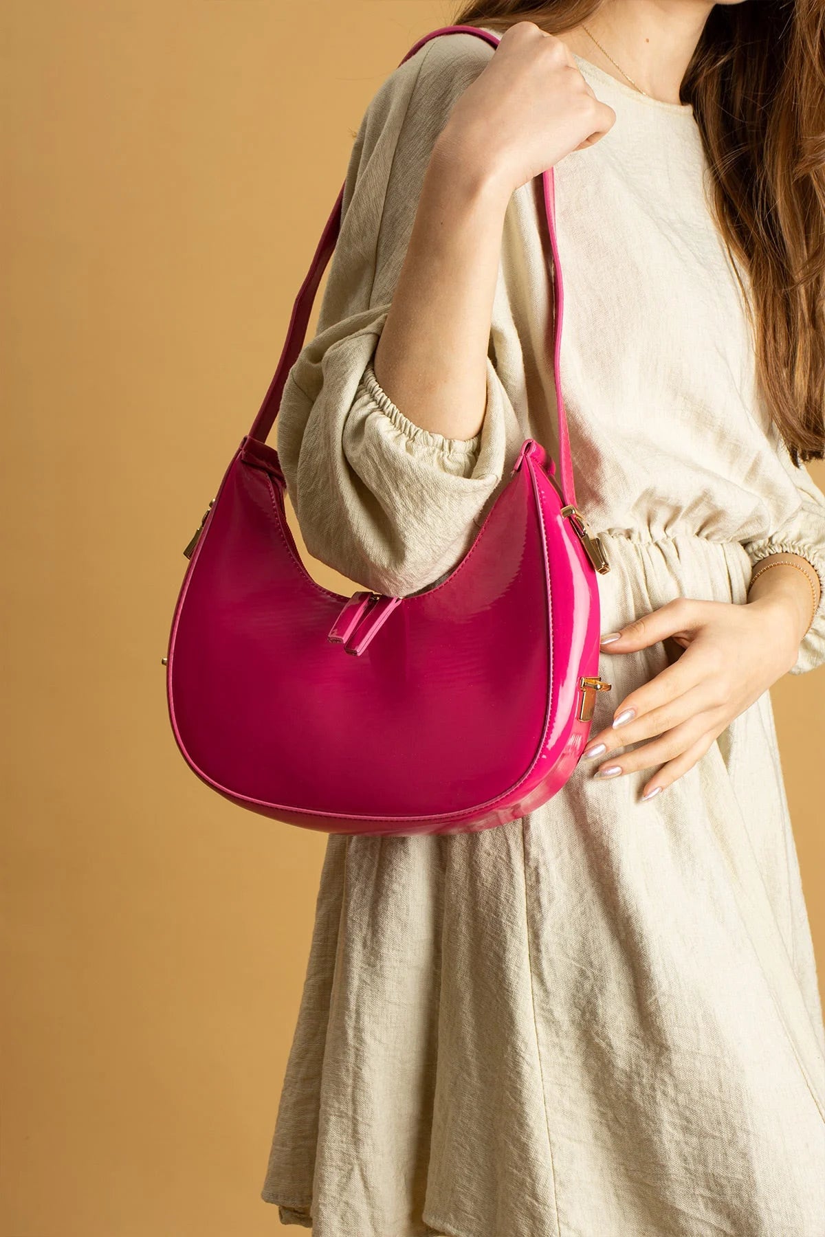 Pembe Potin Rugan Deri Tek Bölmeli Kadın Omuz Çantası BAG5033 - Fuşya / Standart - 483054387512